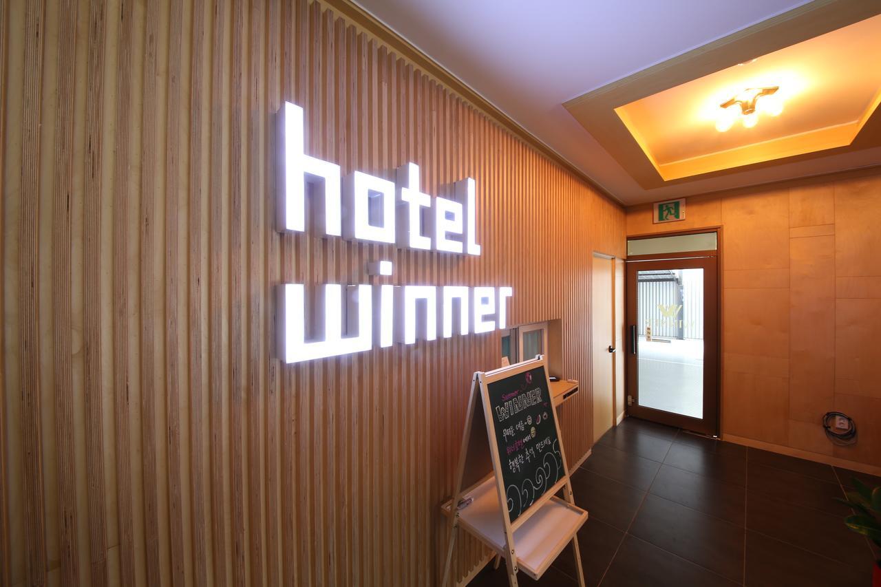 Winner Hotel Чонджу Екстериор снимка